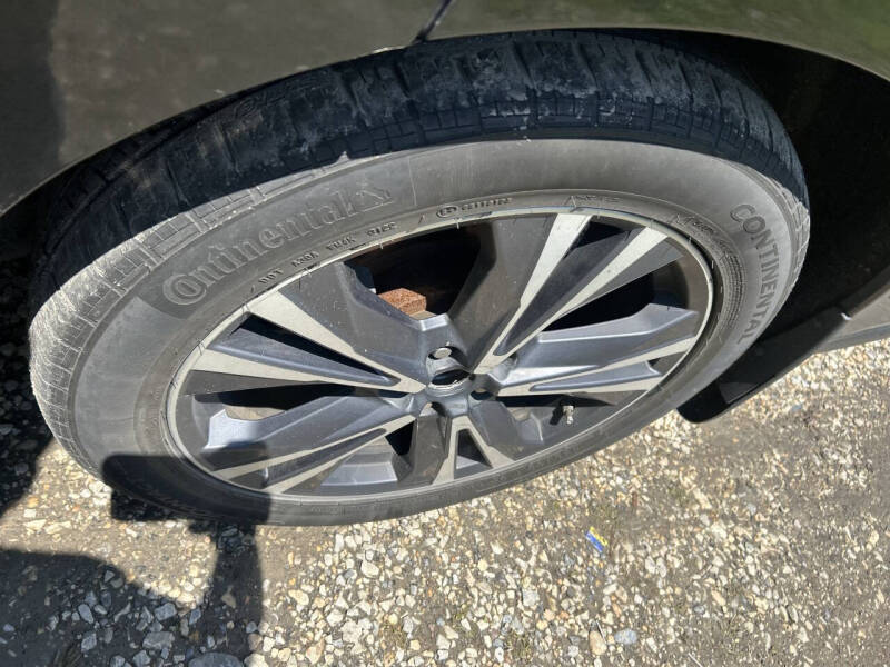 2017 Nissan Pathfinder Platinum