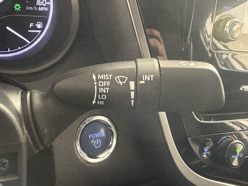 2022 Toyota Camry Hybrid