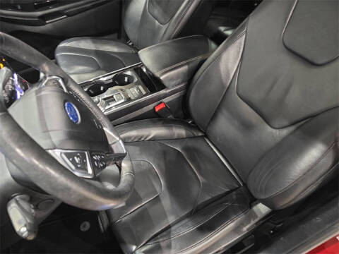 2020 Ford Edge Titanium