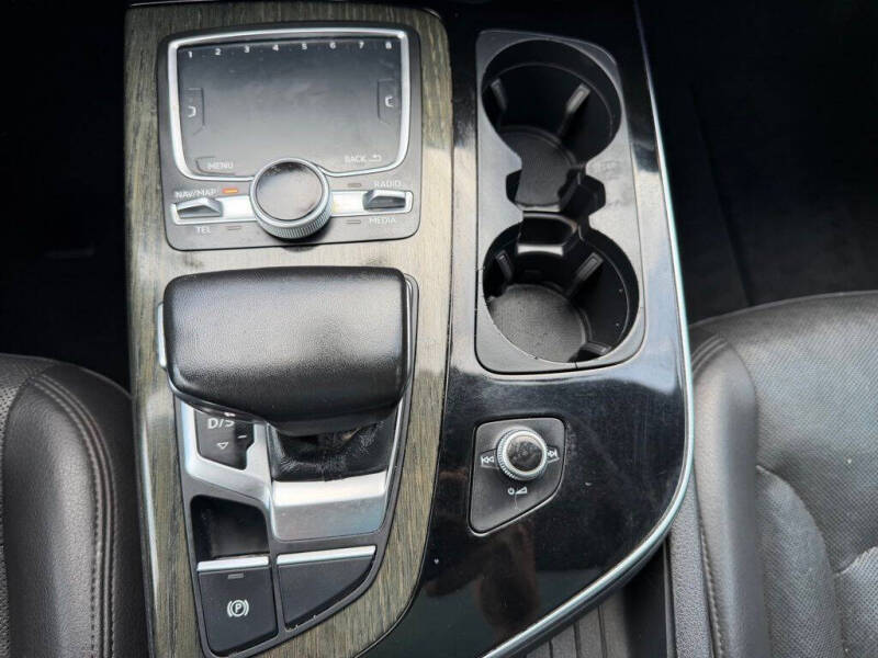 2017 Audi Q7 2.0T quattro Premium Plus