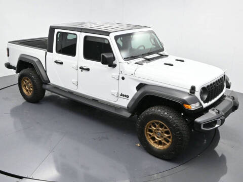 2024 Jeep Gladiator Sport