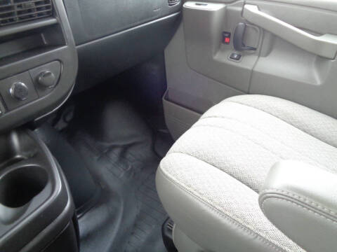 2017 Chevrolet Express LS 2500