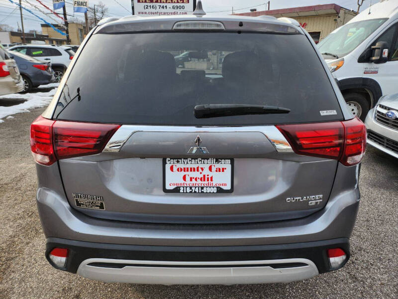 2019 Mitsubishi Outlander GT