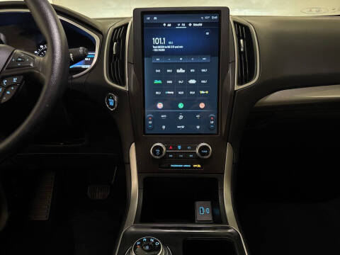 2021 Ford Edge SE