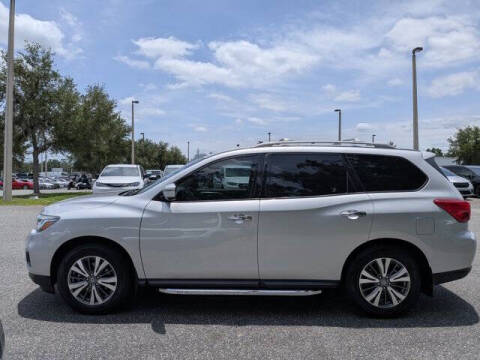 2020 Nissan Pathfinder SL
