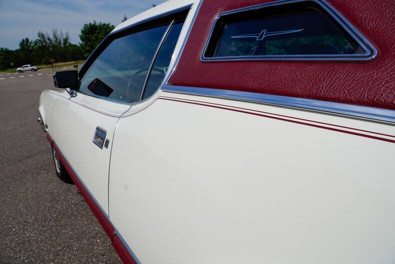 1976 Ford Thunderbird