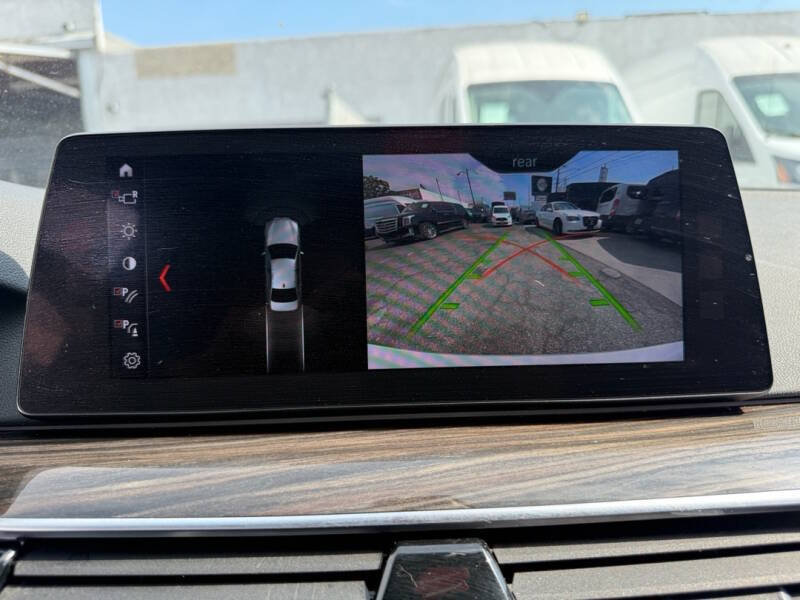 2017 BMW 5 Series 530i