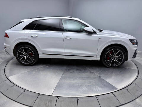 2021 Audi Q8 quattro Prestige 55 TFSI