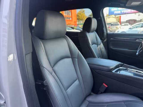 2022 Buick Enclave Essence