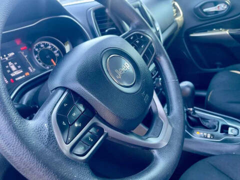 2019 Jeep Cherokee Latitude