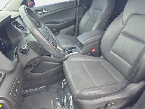 2017 Hyundai Tucson SE Plus