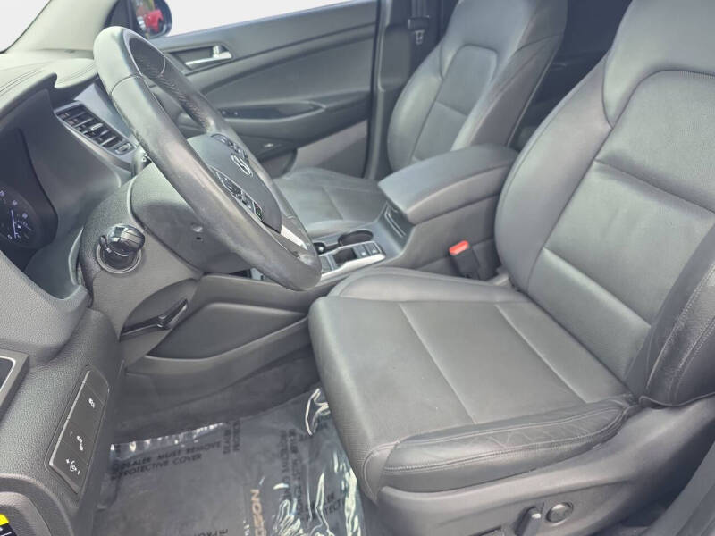 2017 Hyundai Tucson SE Plus
