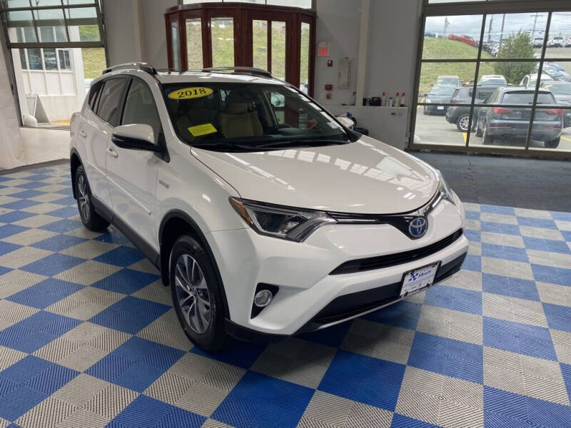 2018 Toyota RAV4 Hybrid XLE