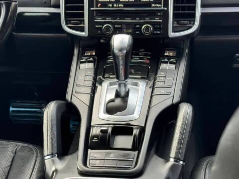 2014 Porsche Cayenne S