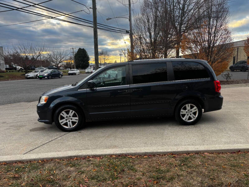 2013 Dodge Grand Caravan Crew photo 8