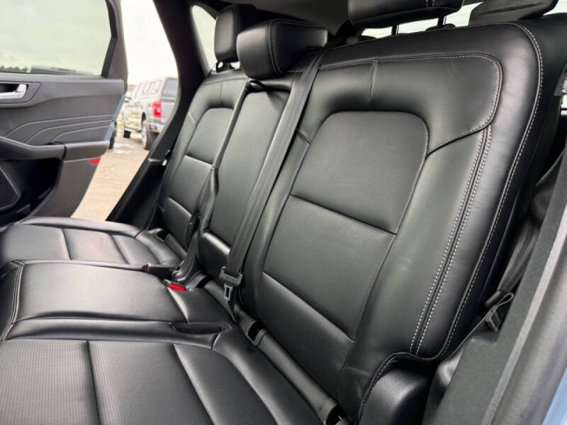 2024 Ford Escape Platinum