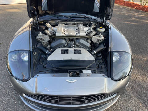 2005 Aston Martin V12 Vanquish S