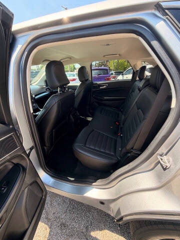2022 Ford Edge SEL