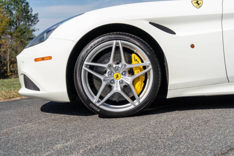 2015 Ferrari California T