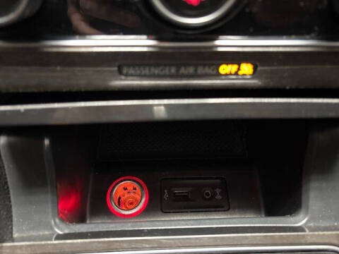 2016 Volkswagen Passat 1.8T SEL Premium