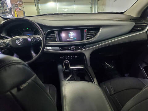 2018 Buick Enclave Essence