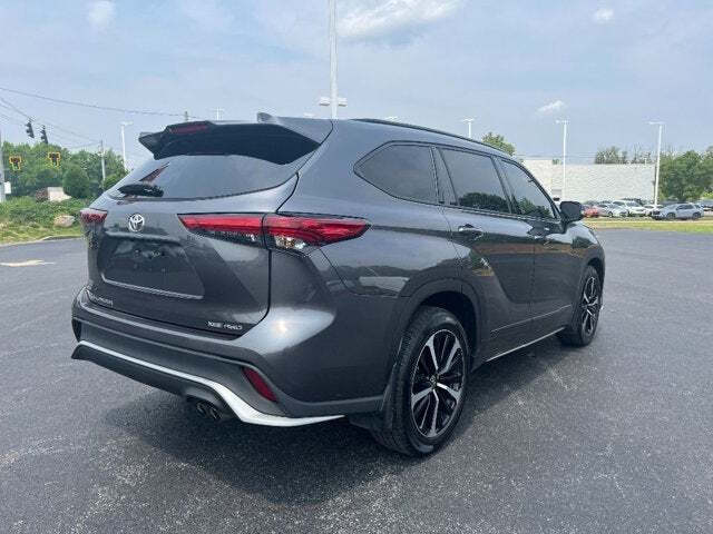 2022 Toyota Highlander 4