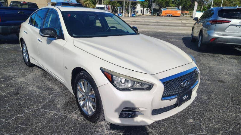 2016 Infiniti Q50