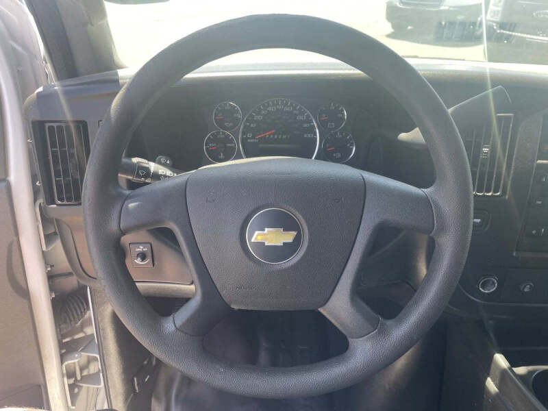 2021 Chevrolet Express 2500