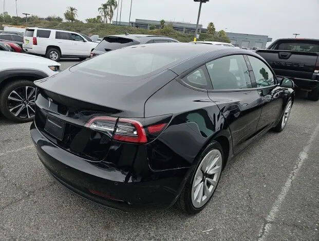 Black 2022 Tesla Model 3 Base 4dr Sedan 2