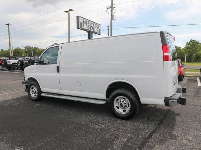 2023 GMC Savana 2500