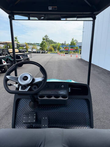 2023 Navitas FOX