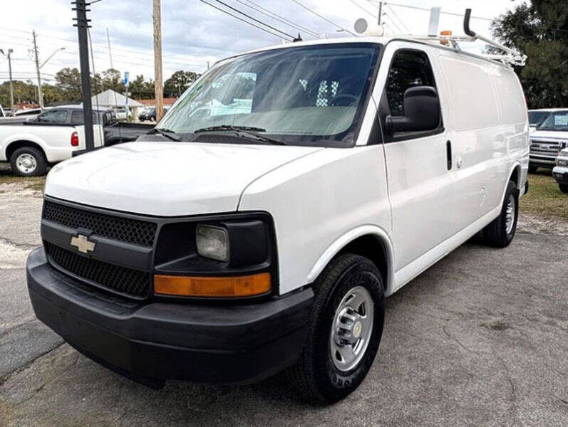 2011 Chevrolet Express Cargo Work Van's photo