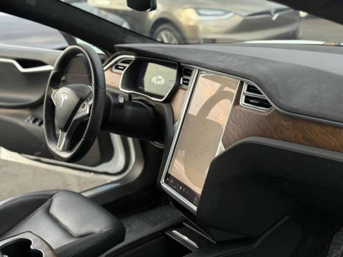 2016 Tesla Model S