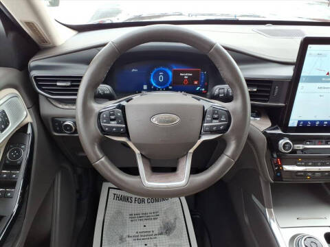 2022 Ford Explorer Hybrid Platinum