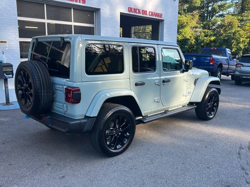 2024 Jeep Wrangler Sahara 4xe