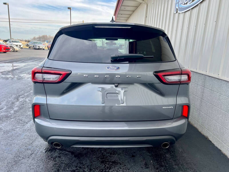 2024 Ford Escape ST-Line