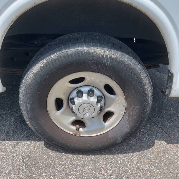 2020 Chevrolet Express 2500