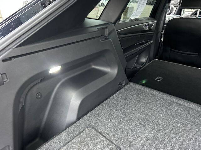 2024 Volkswagen Atlas Cross Sport SE 4Motion