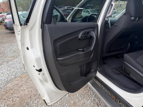 2011 Chevrolet Traverse LT