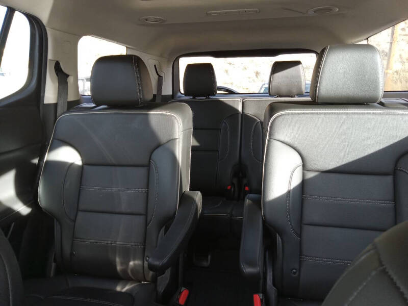 2021 GMC Acadia Denali