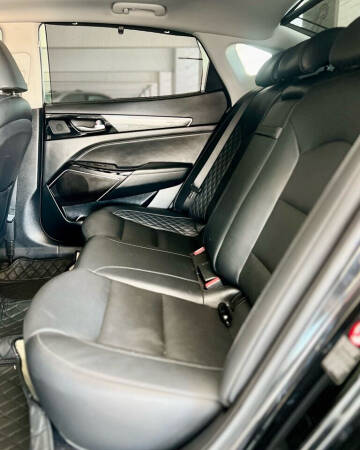 2018 Kia Cadenza Premium