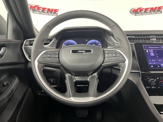 2025 Jeep Grand Cherokee Laredo X