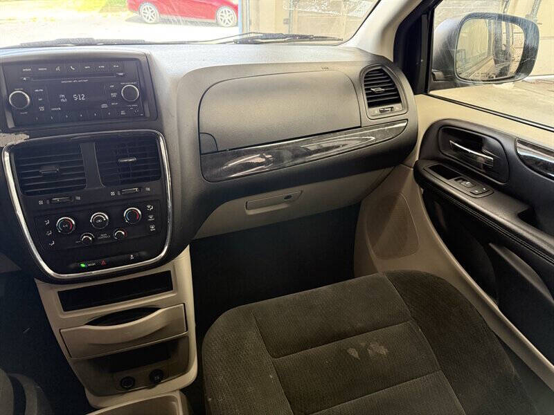 2016 Dodge Grand Caravan American Value Package