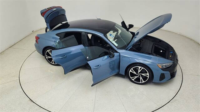 2022 Audi e-tron GT quattro Premium Plus