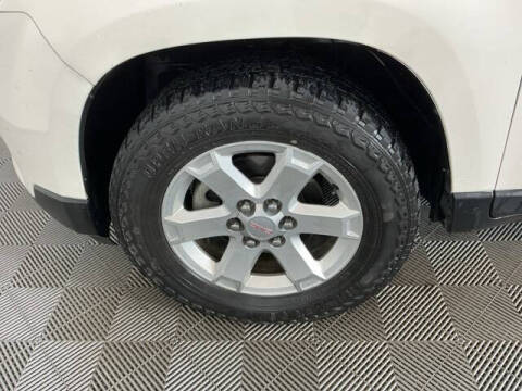 2015 GMC Acadia SLE-2