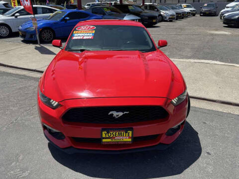 2017 Ford Mustang EcoBoost Premium