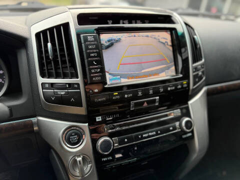 2015 Toyota Land Cruiser