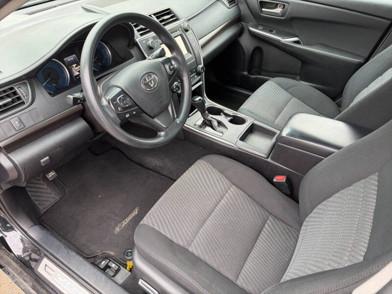 2017 Toyota Camry LE