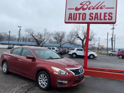 2013 Nissan Altima for sale at Belle Auto Sales in Elkhart IN