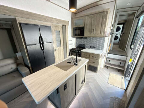 2022 Forest River Wildwood Heritage Glen